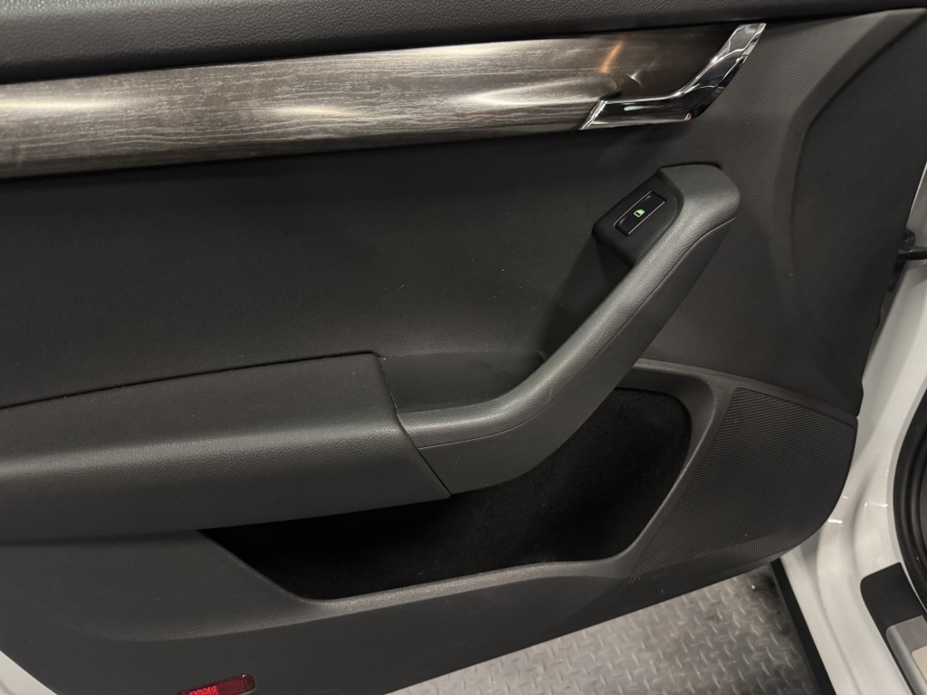 Used Skoda Octavia 2015 for sale - 76891572: Photo 43