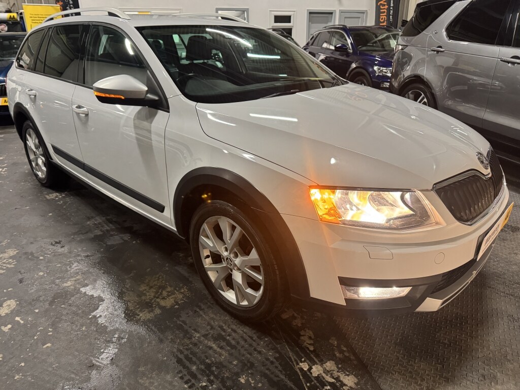 Used Skoda Octavia 2015 for sale - 76891572: Photo 47