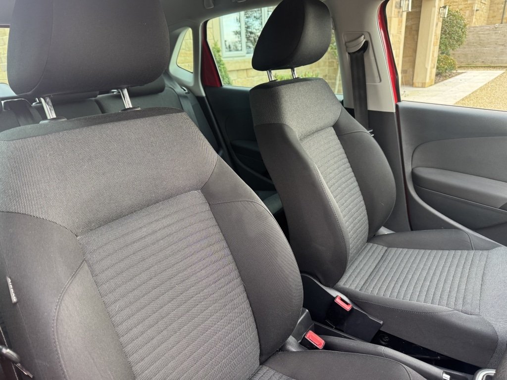 Used Volkswagen Polo 2012 for sale - 76594952: Photo 28