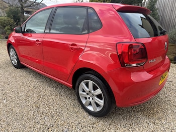 Used Volkswagen Polo 2012 for sale - 76594952: Photo