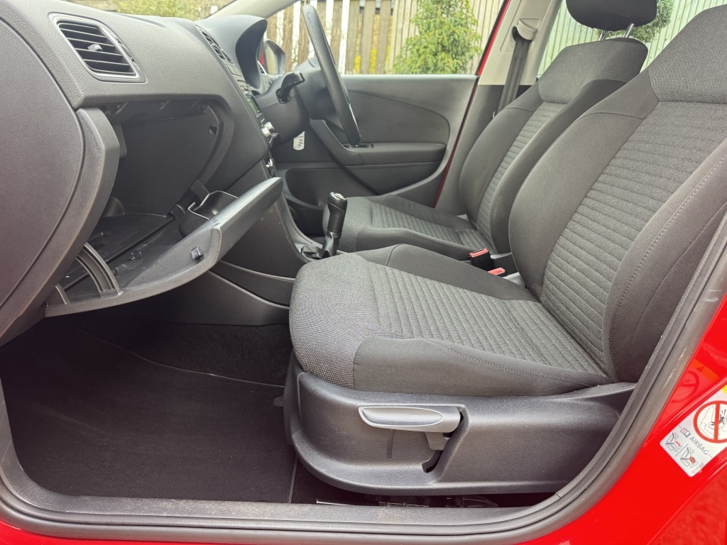 Used Volkswagen Polo 2012 for sale - 76594952: Photo 40