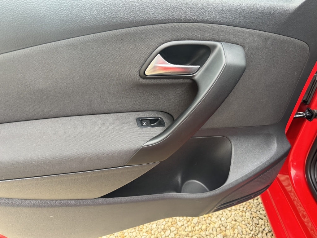 Used Volkswagen Polo 2012 for sale - 76594952: Photo 42