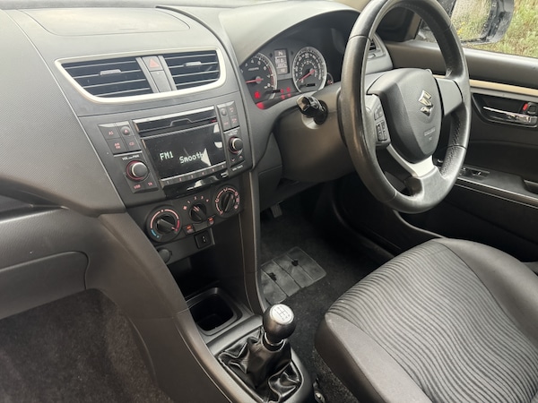 Used Suzuki Swift 2011 for sale - 76316726: Photo 14
