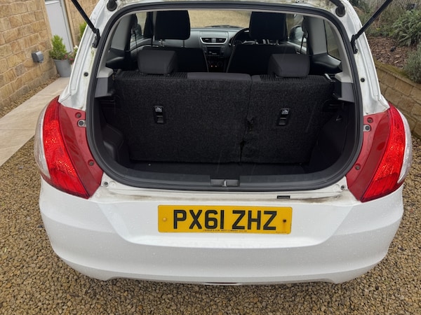 Used Suzuki Swift 2011 for sale - 76316726: Photo 15