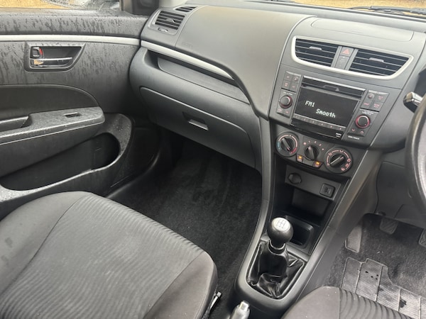 Used Suzuki Swift 2011 for sale - 76316726: Photo 19