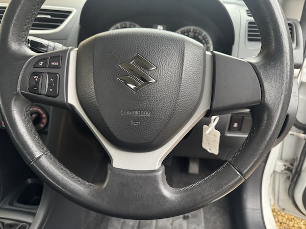 Used Suzuki Swift 2011 for sale - 76316726: Photo 20