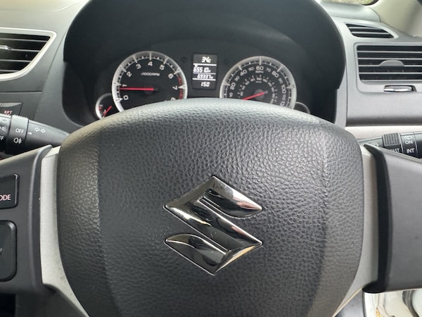 Used Suzuki Swift 2011 for sale - 76316726: Photo 21