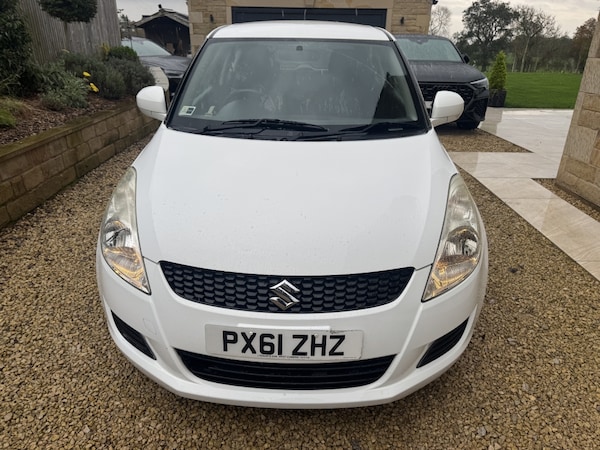 Used Suzuki Swift 2011 for sale - 76316726: Photo 8