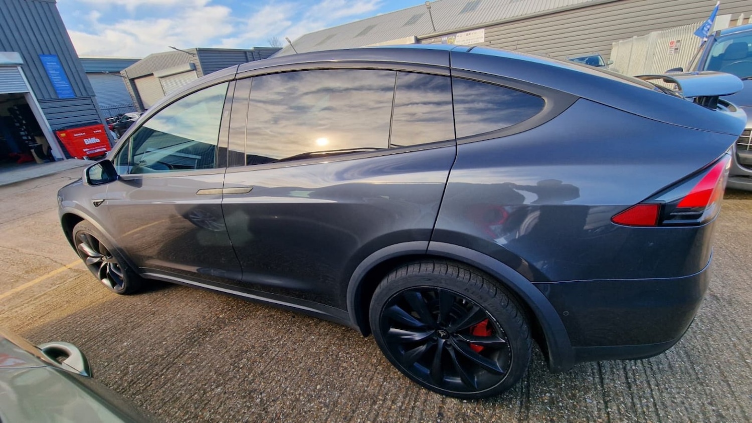 Used Tesla Model X 2017 for sale - 77318355: Photo 5