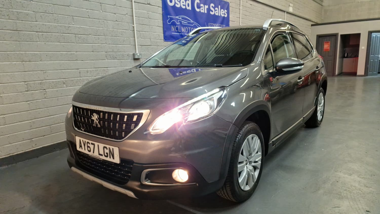 Used Peugeot 2008 2017 for sale - 76418385: Photo 3