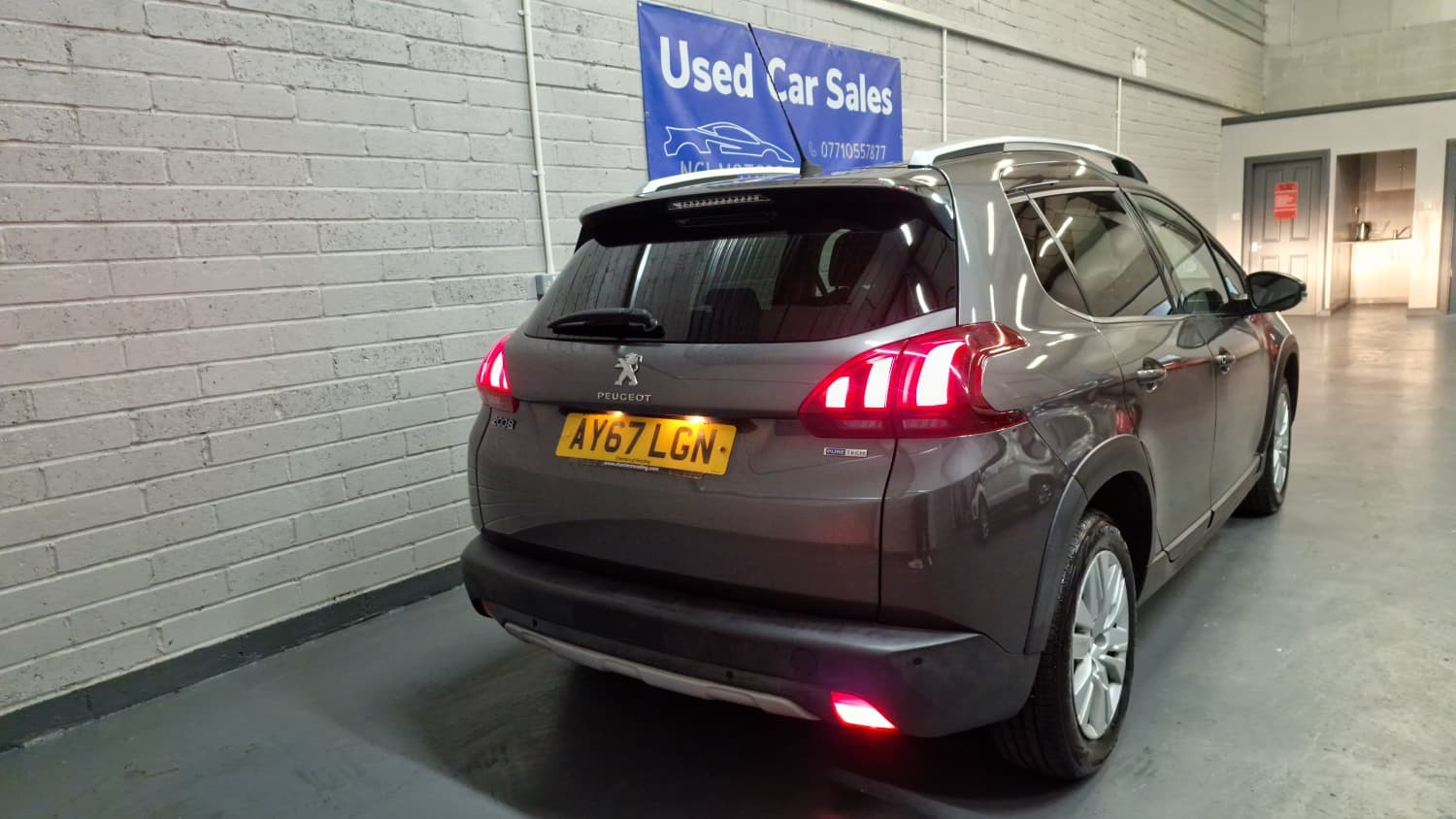 Used Peugeot 2008 2017 for sale - 76418385: Photo 8