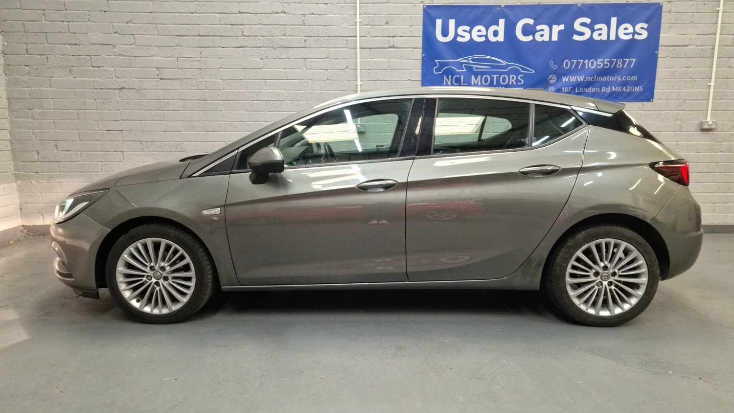 Used Vauxhall Astra 2017 for sale - 76439952: Photo 4