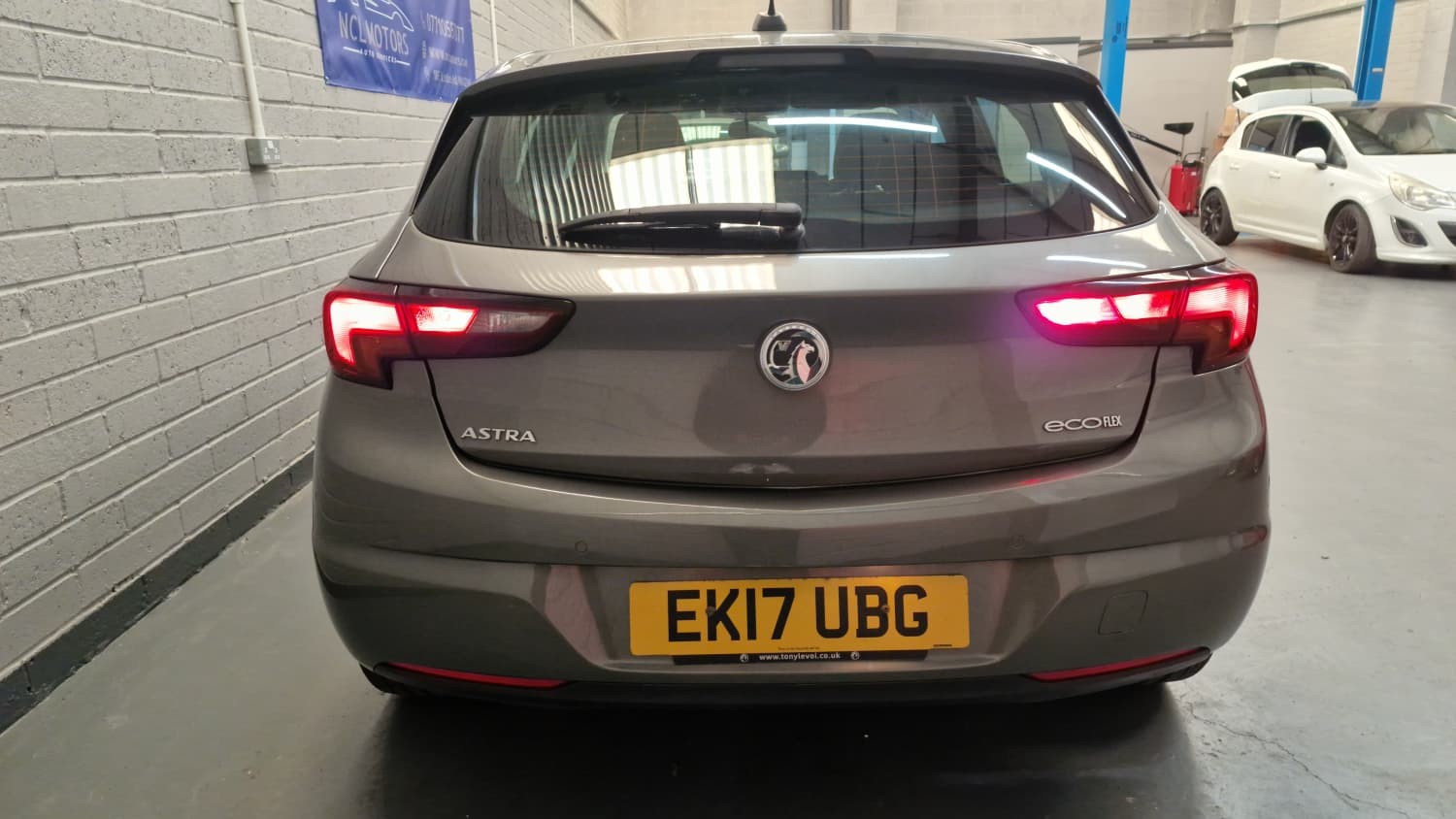 Used Vauxhall Astra 2017 for sale - 76439952: Photo 7