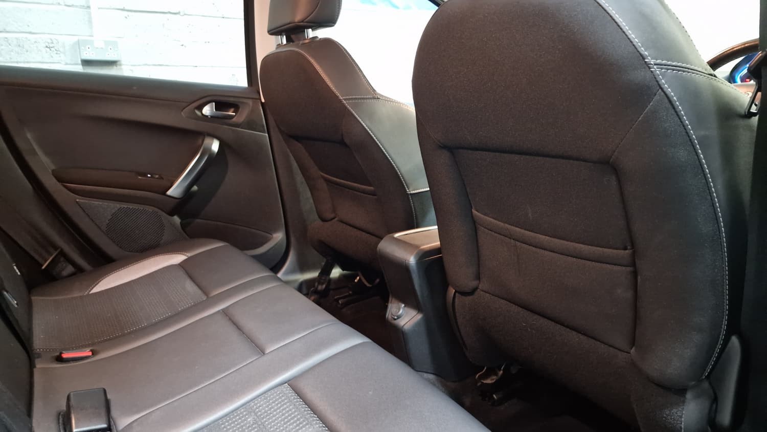 Used Peugeot 2008 2017 for sale - 77968604: Photo 13