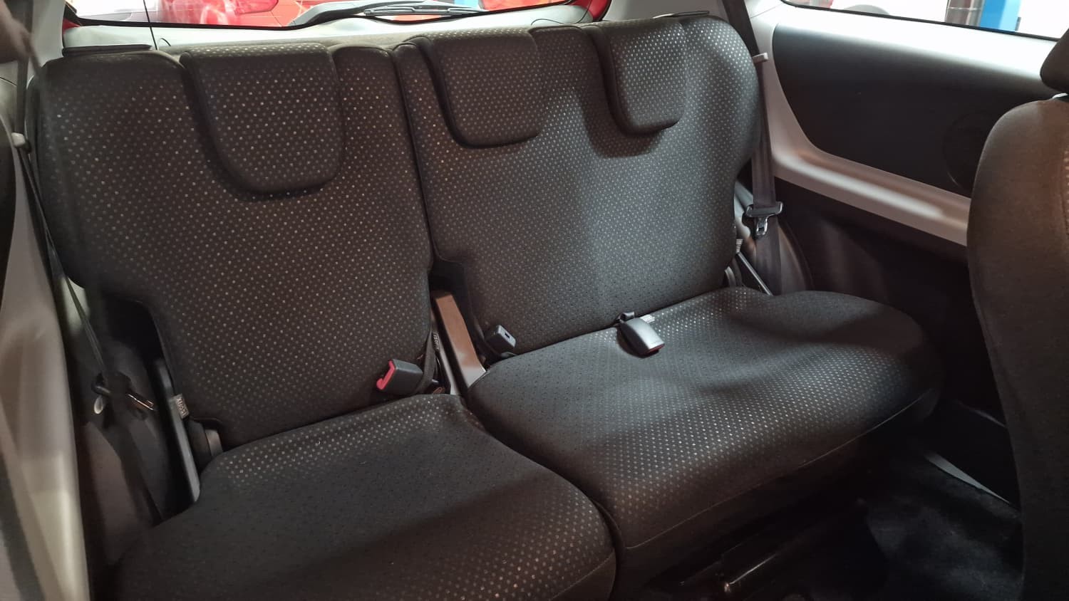 Used Toyota Yaris 2011 for sale - 78125159: Photo 12