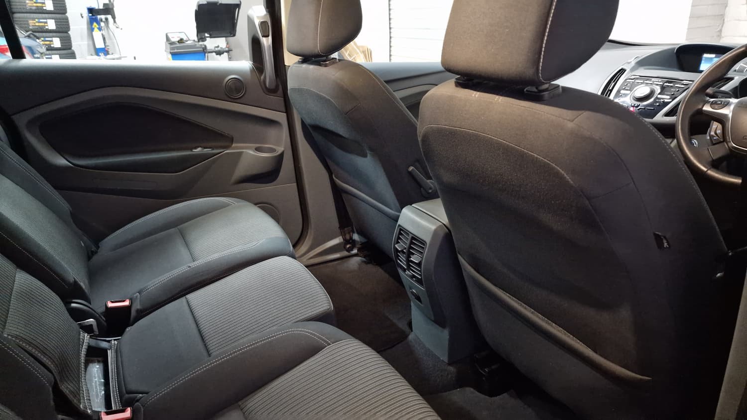 Used Ford Grand C-Max 2013 for sale - 77237086: Photo 13