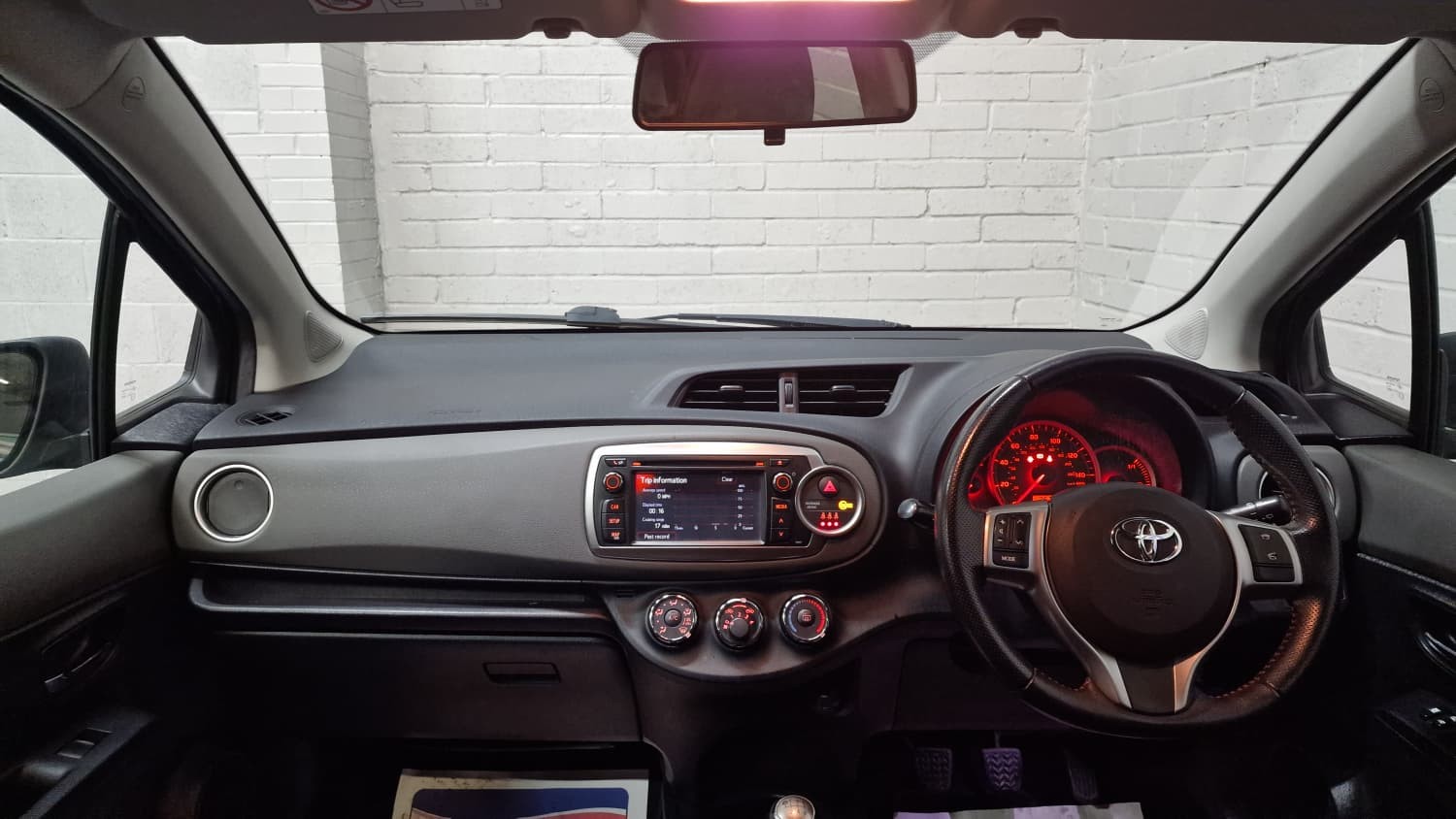 Used Toyota Yaris 2013 for sale - 77019081: Photo 10