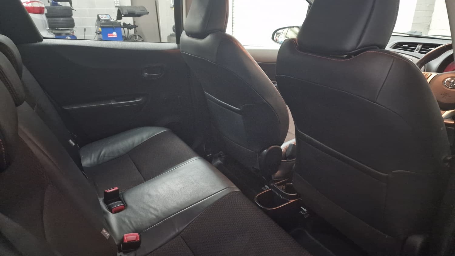 Used Toyota Yaris 2013 for sale - 77019081: Photo 13