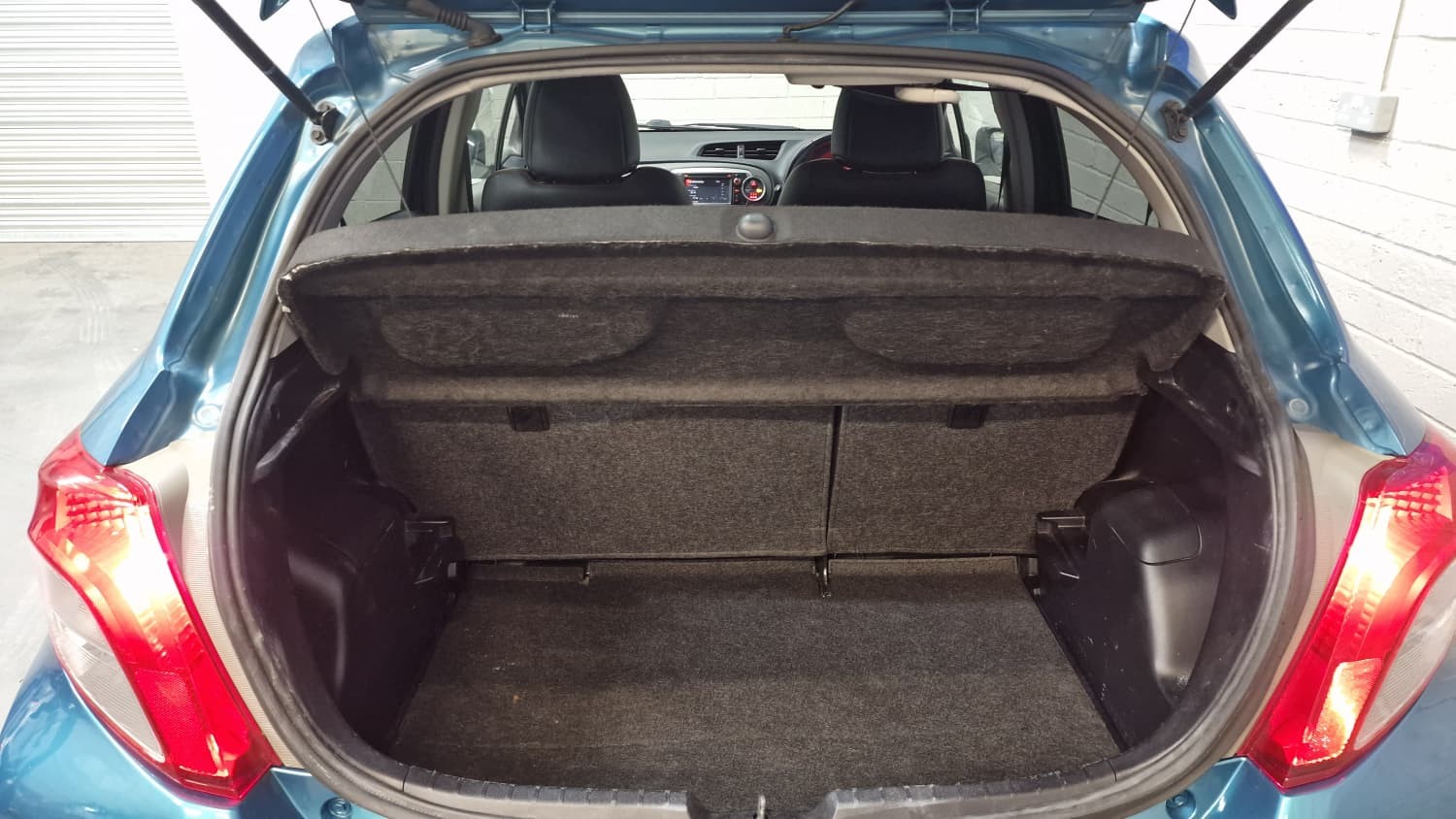 Used Toyota Yaris 2013 for sale - 77019081: Photo 14