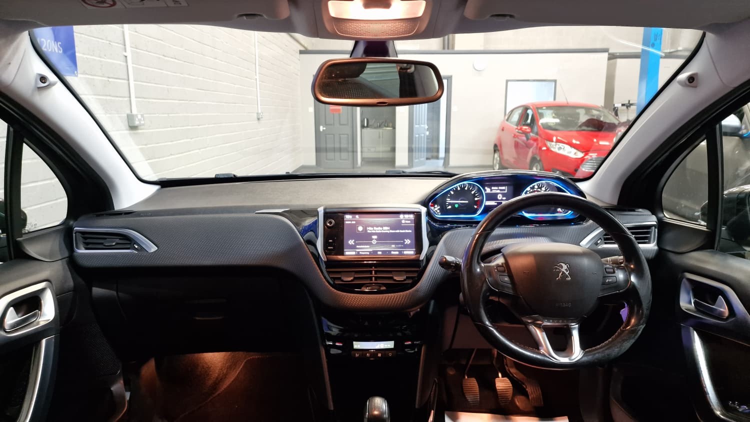 Used Peugeot 2008 2017 for sale - 76565191: Photo 10