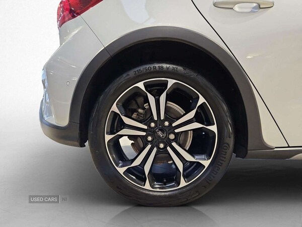 Used Ford Focus 2023 for sale - 76659696: Photo 11