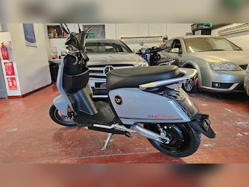 Used Vmoto SUPER SOCO CUX PRO 2025 for sale - bike-76354971: Photo