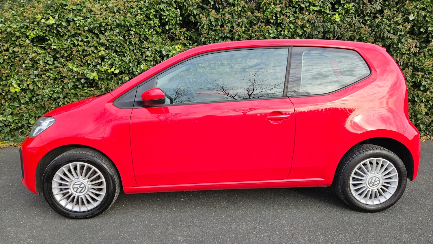 Used Volkswagen up! 2016 for sale - 77053408: Photo 2