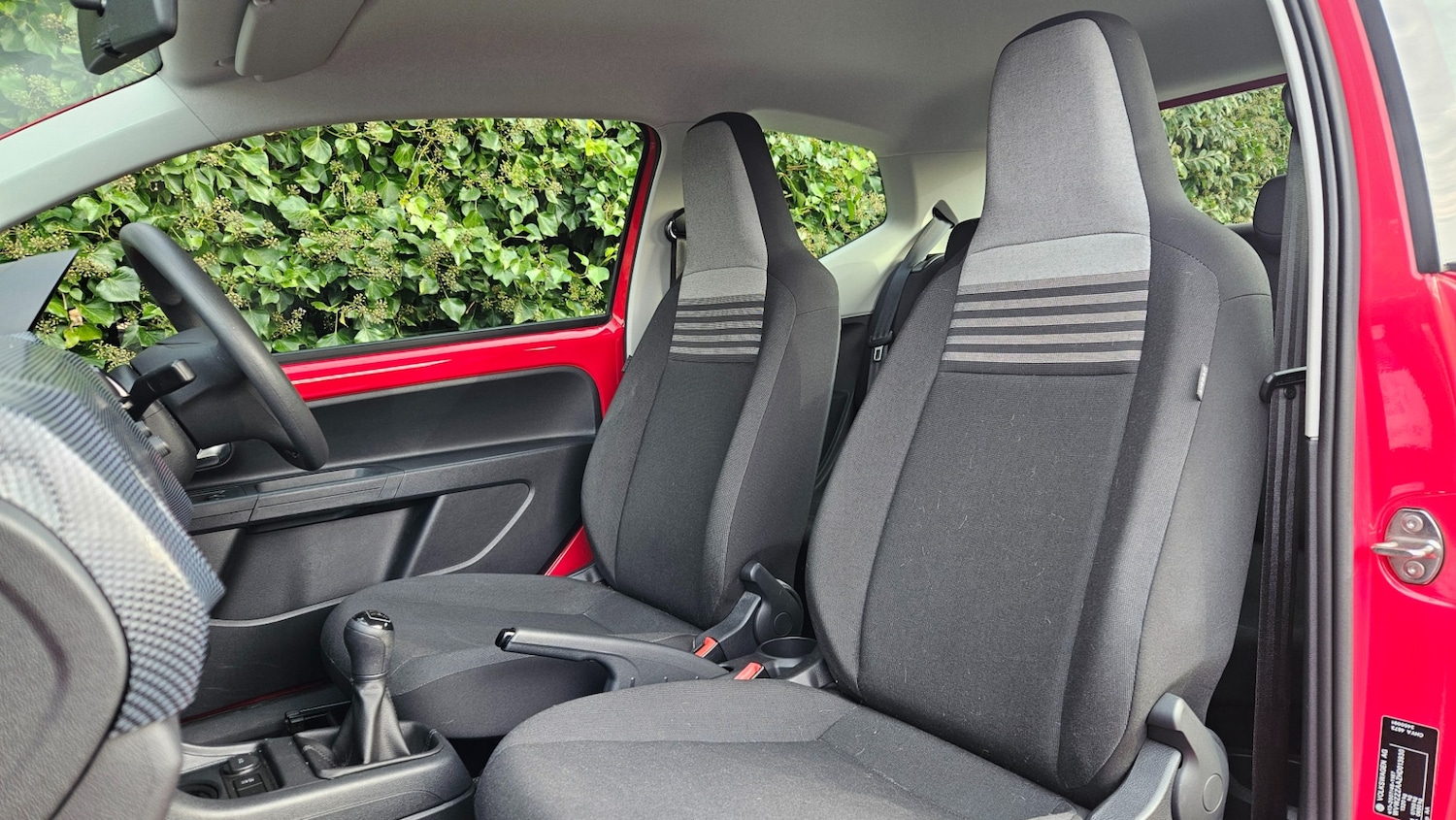 Used Volkswagen up! 2016 for sale - 76858937: Photo 16