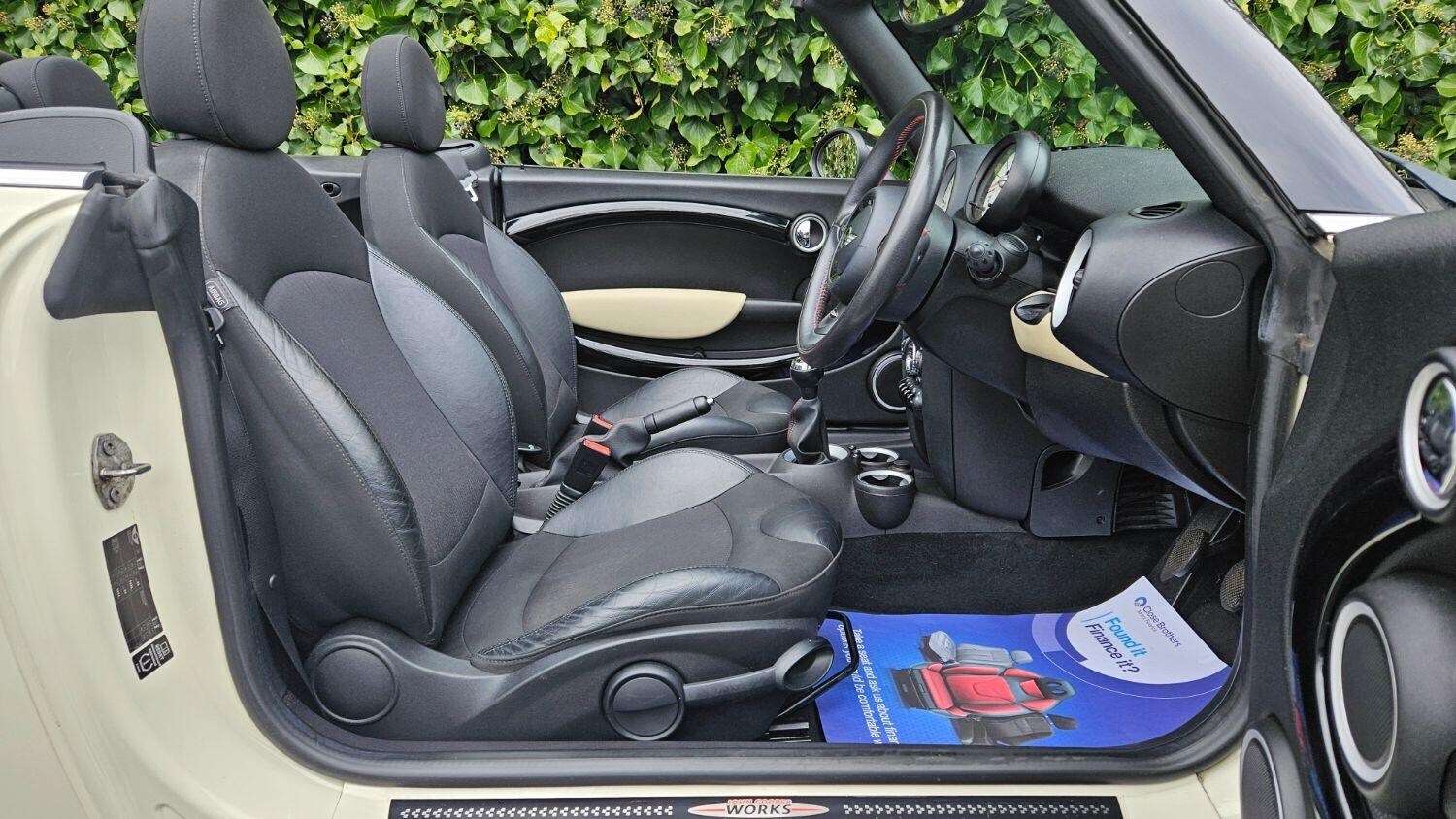 Used MINI Convertible 2012 for sale - 78139607: Photo 11