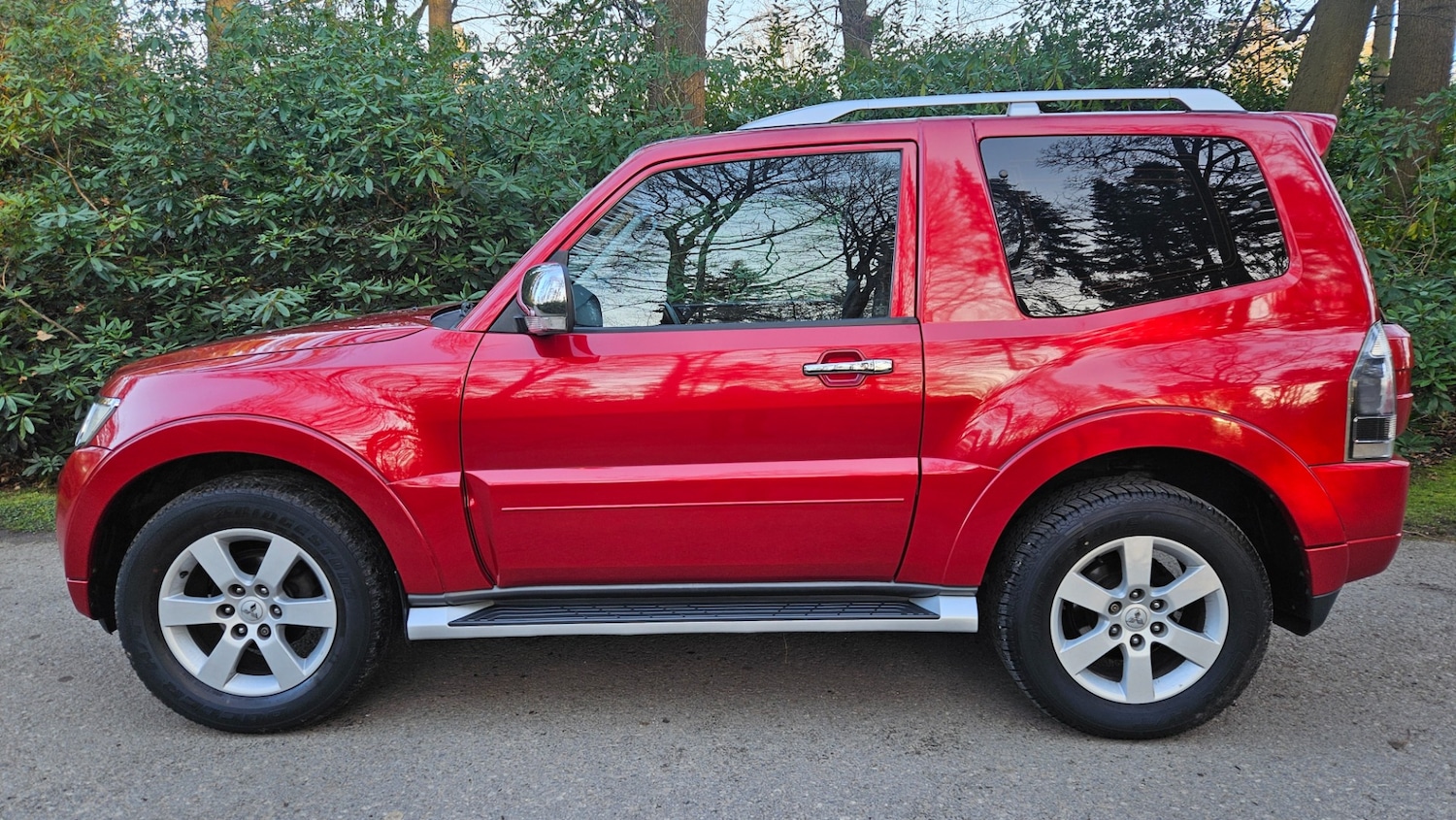 Used Mitsubishi Shogun 2010 for sale - 77789114: Photo 2