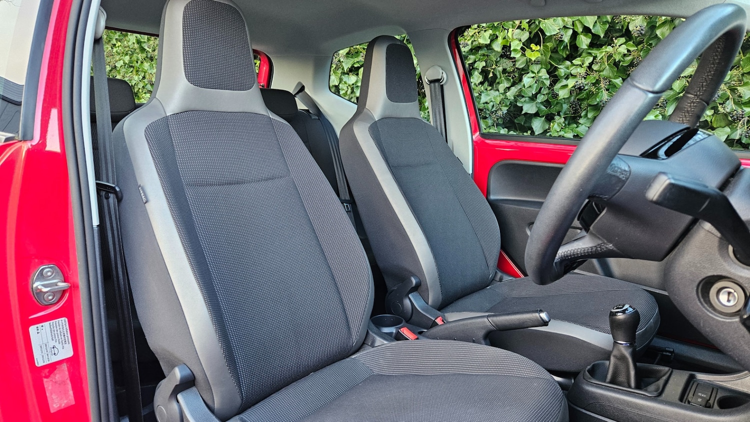 Used Volkswagen up! 2014 for sale - 78043351: Photo 10