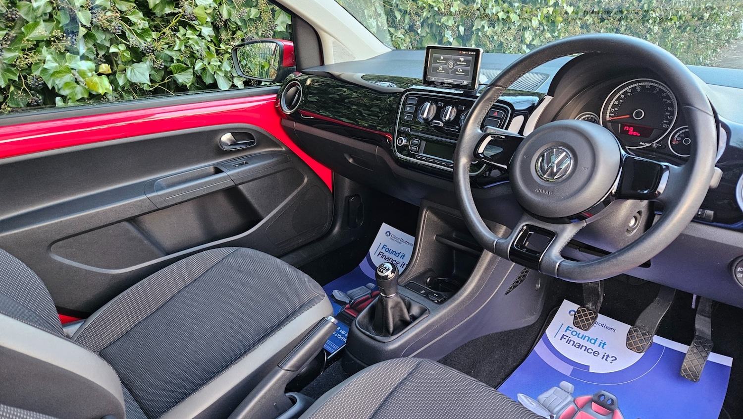 Used Volkswagen up! 2014 for sale - 78043351: Photo 11