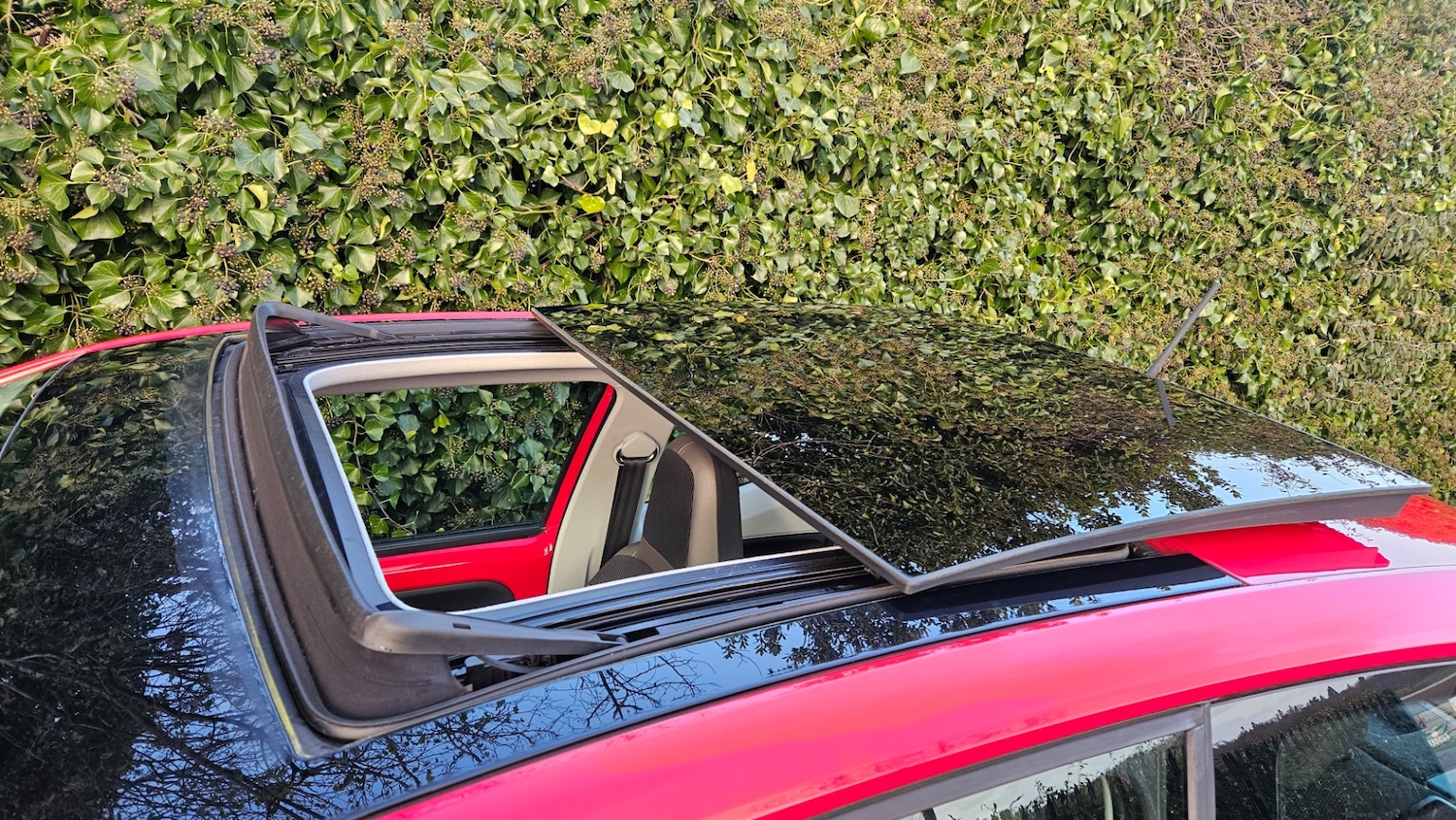 Used Volkswagen up! 2014 for sale - 78043351: Photo 18