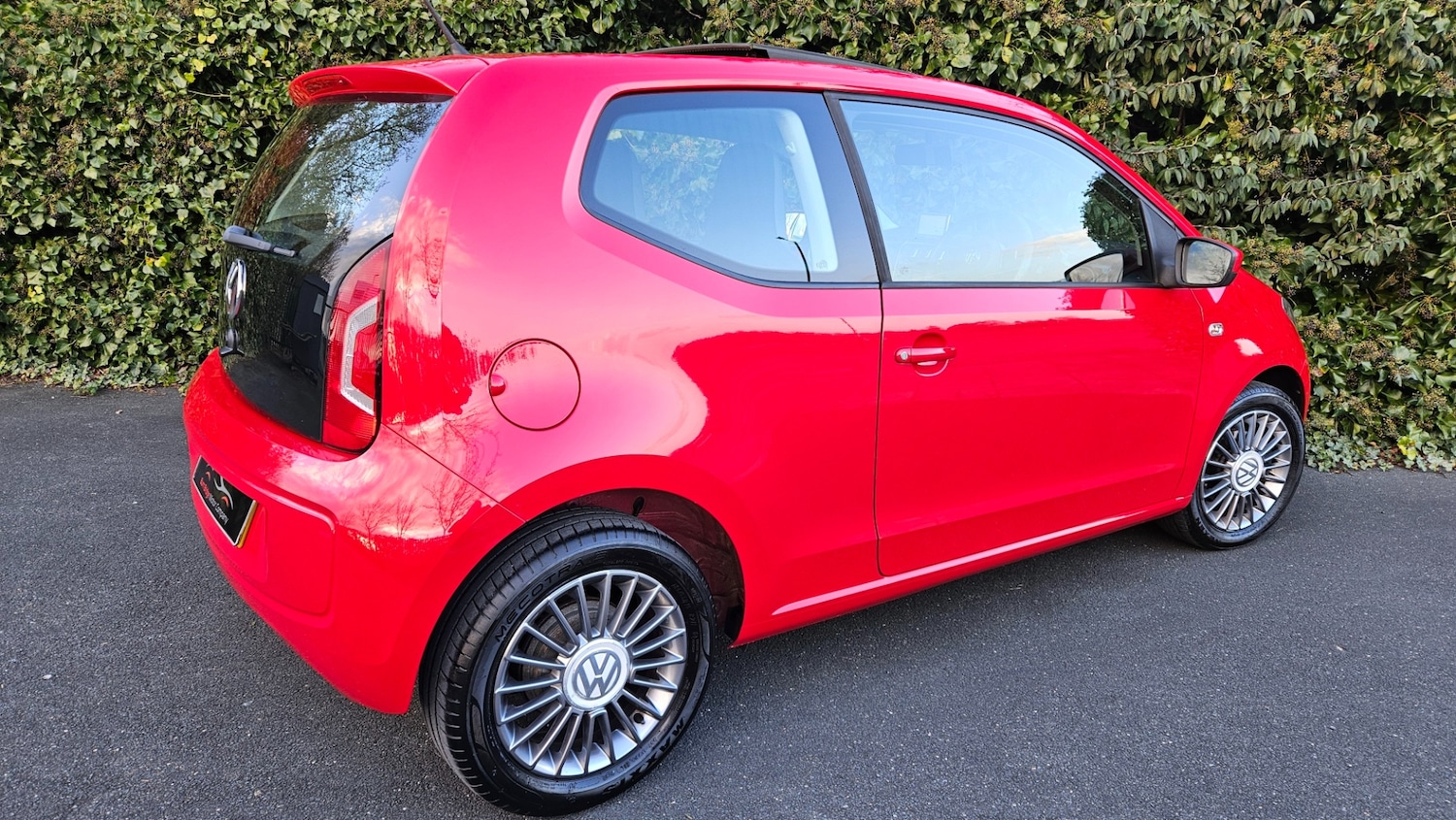 Used Volkswagen up! 2014 for sale - 78043351: Photo 5
