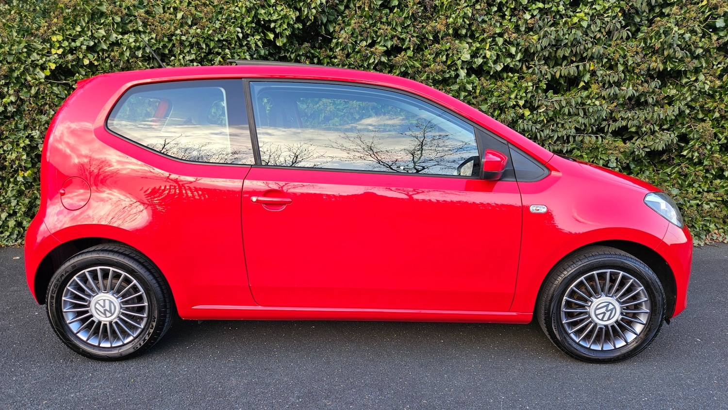 Used Volkswagen up! 2014 for sale - 78043351: Photo 6
