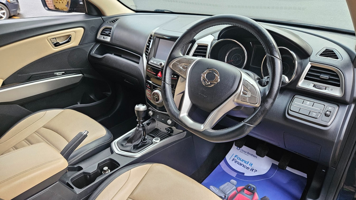 Used Ssangyong Tivoli 2018 for sale - 76452045: Photo 3