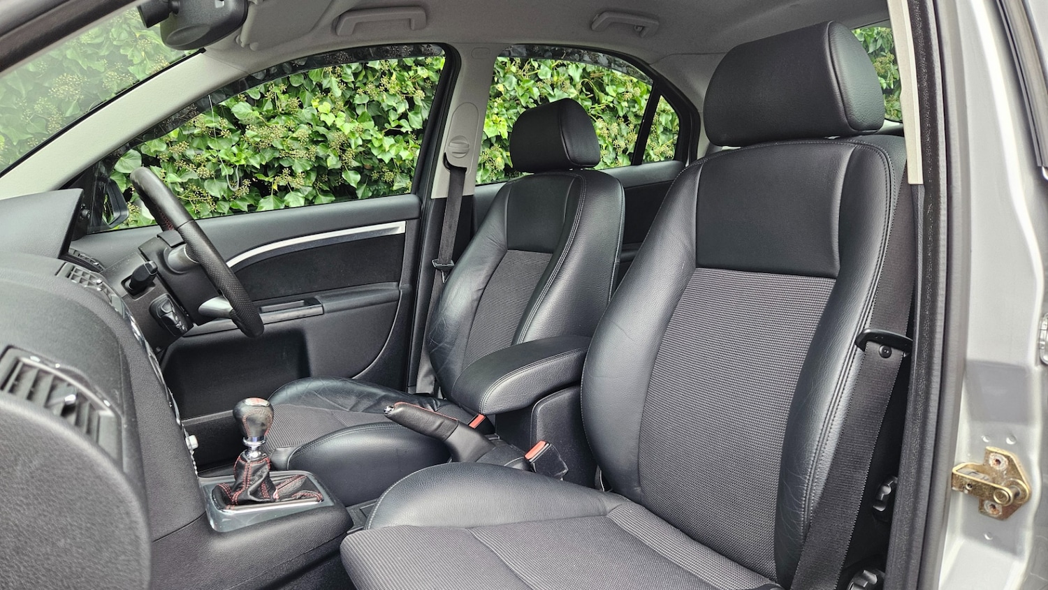 Used Ford Mondeo 2006 for sale - 76588854: Photo 13