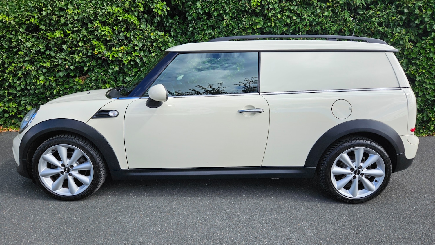 Used MINI Clubvan 2013 for sale - 76758903: Photo 2