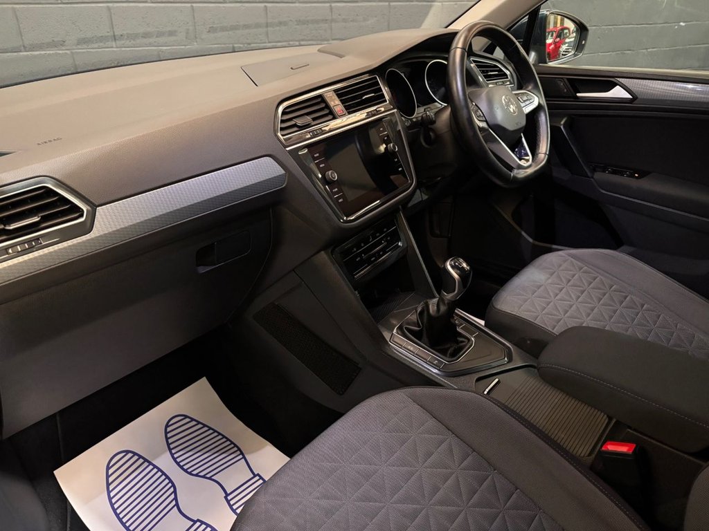 Used Volkswagen Tiguan 2021 for sale - 77394365: Photo 25