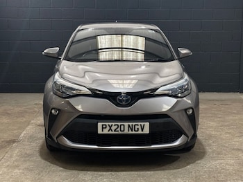 Used Toyota C-HR 2020 for sale - 79046382: Photo