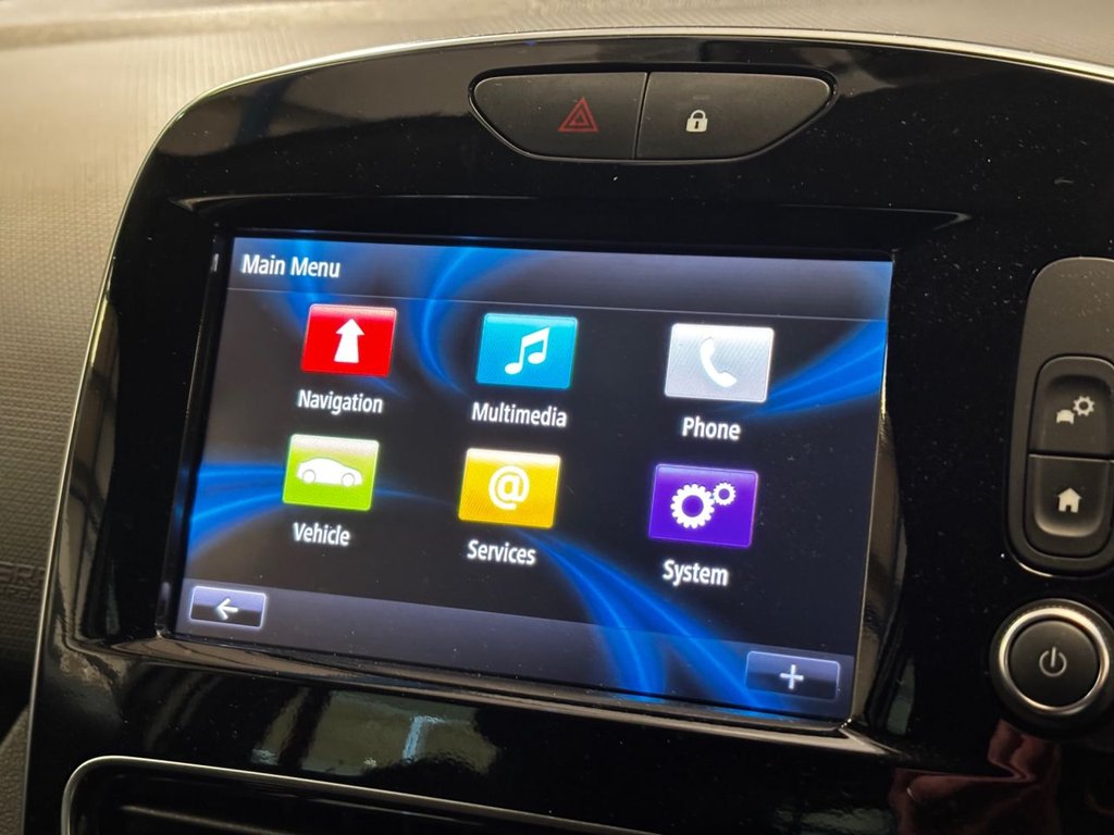 Used Renault Clio 2018 for sale - 77890866: Photo 16