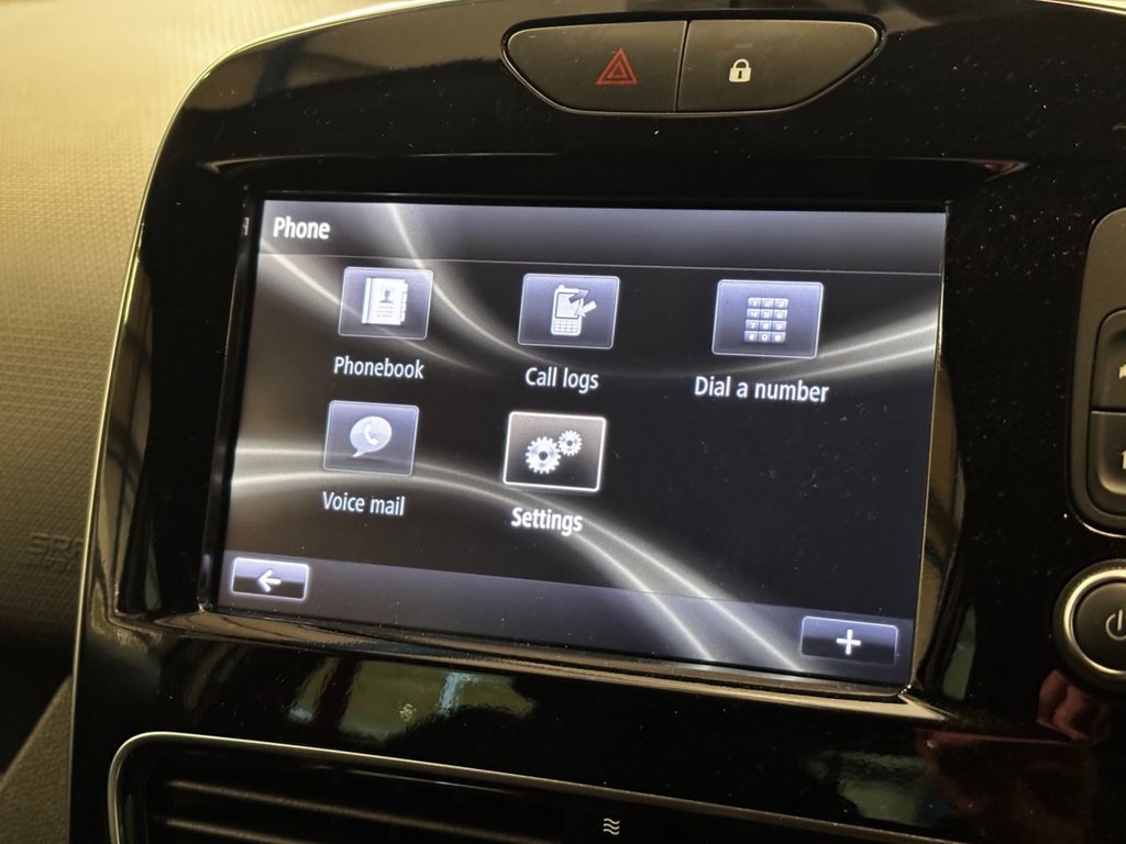 Used Renault Clio 2018 for sale - 77890866: Photo 17