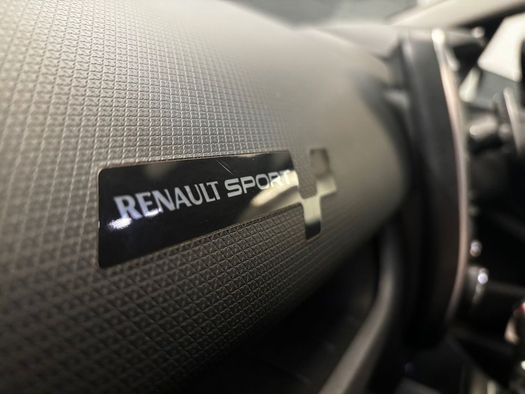 Used Renault Clio 2018 for sale - 77890866: Photo 26