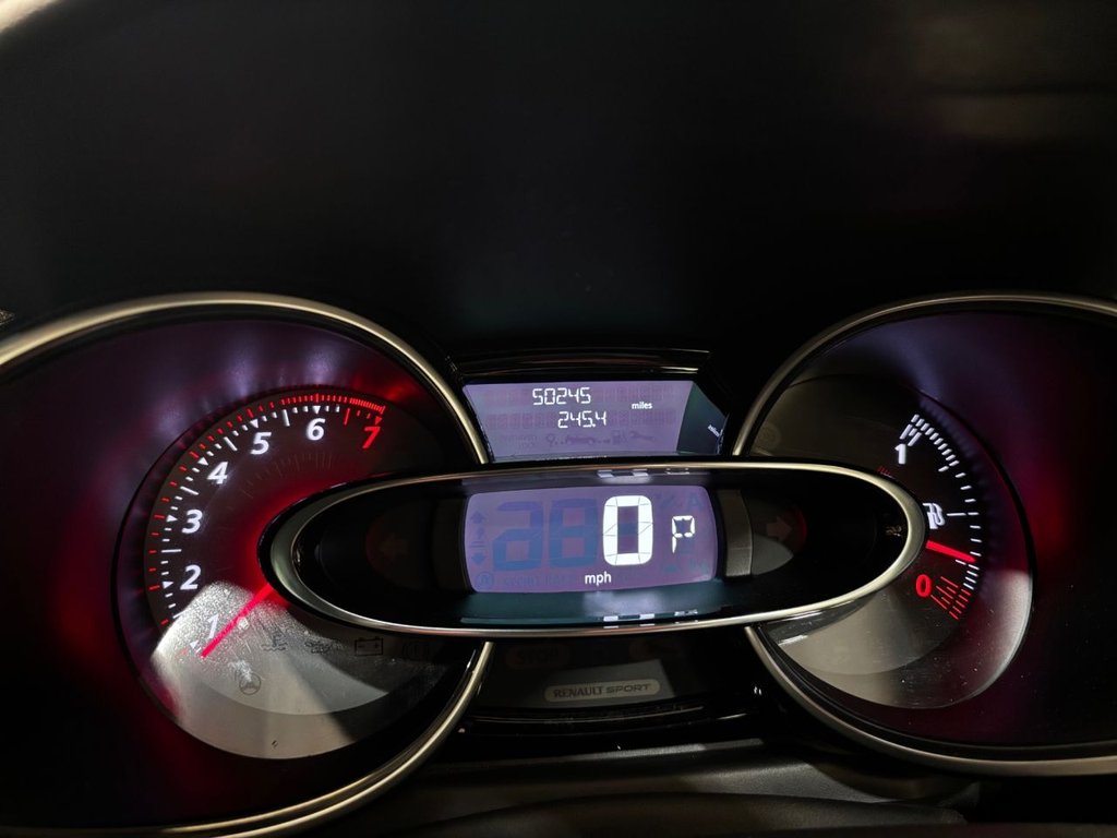 Used Renault Clio 2018 for sale - 77890866: Photo 31