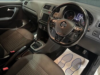 Used Volkswagen Polo 2016 for sale - 77341373: Photo