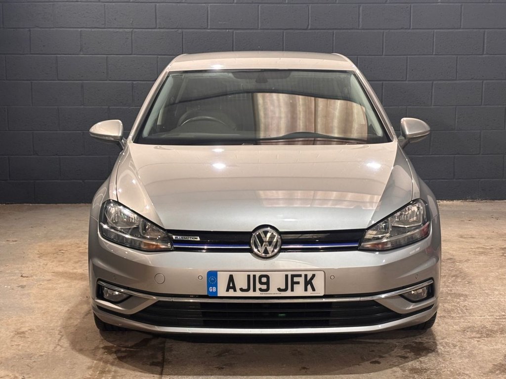 Used Volkswagen Golf 2019 for sale - 77631580: Photo 3
