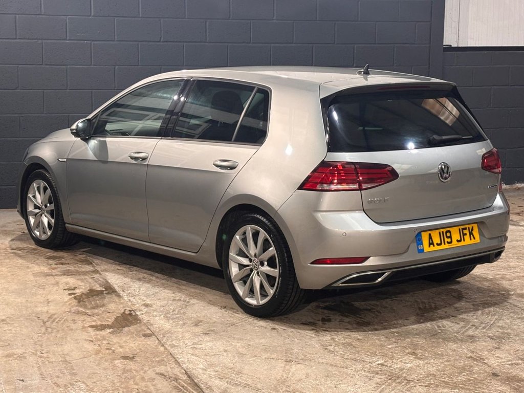 Used Volkswagen Golf 2019 for sale - 77631580: Photo 7
