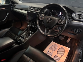 Used Skoda Superb 2019 for sale - 77408073: Photo