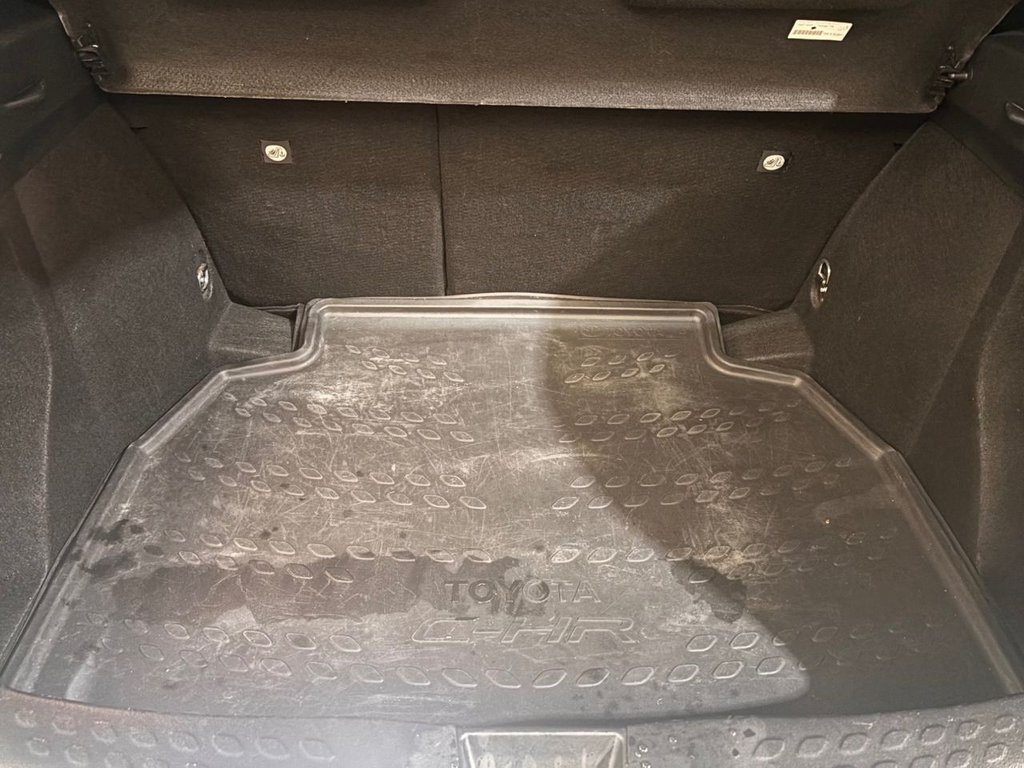 Used Toyota C-HR 2018 for sale - 77534288: Photo 19