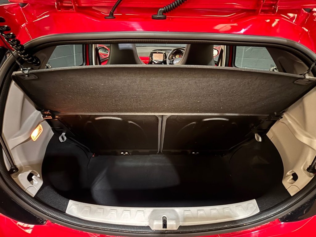 Used Toyota AYGO 2015 for sale - 77558029: Photo 25